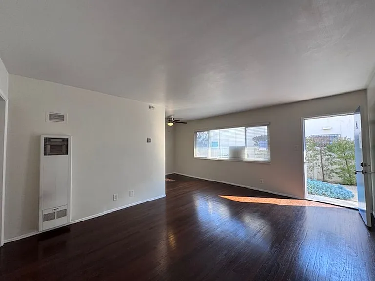 1309 E Appleton St — Photo 3