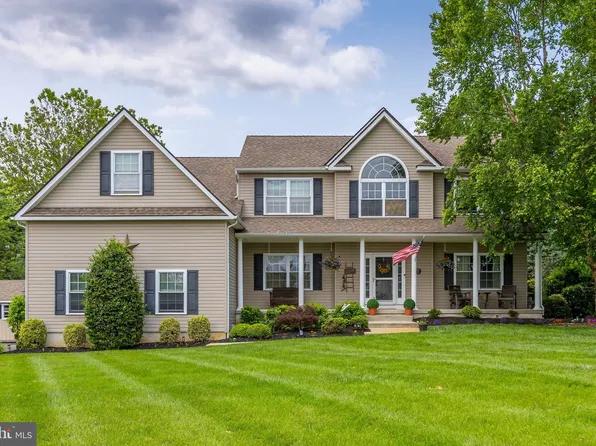 1 Blue Spruce Ln, Woolwich Township, NJ 08085