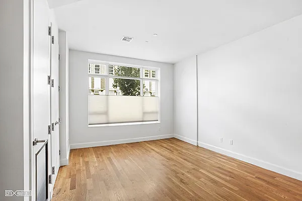 Rented by Citi Habitats | media 4