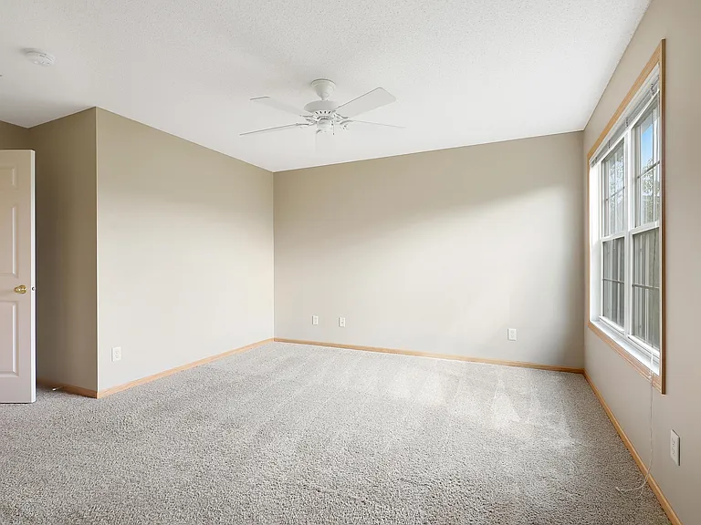 15564 Lilac Dr — Photo 21