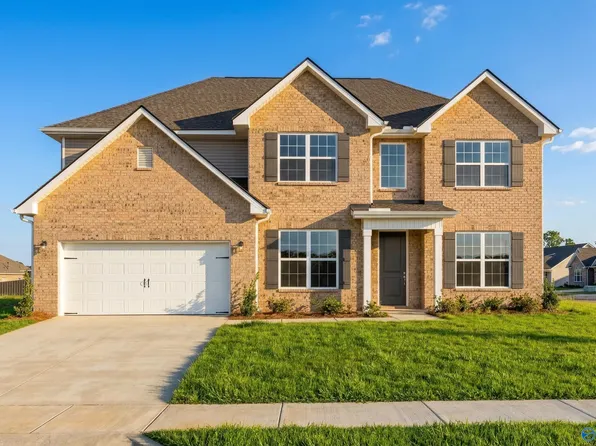 206 Slade Thomas Dr, Meridianville, AL 35759