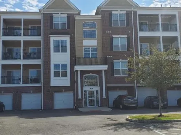 713 Liberty Ct #713, Piscataway, NJ 08854
