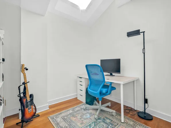 401 Hicks Street image 18 of 26