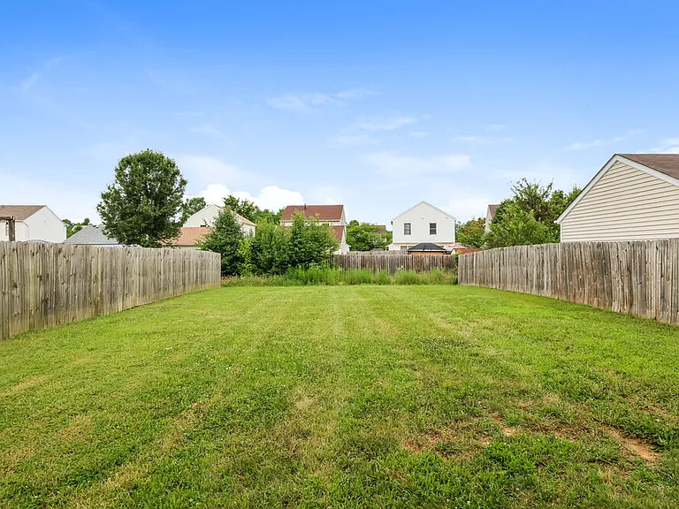 6514 Hunters Creek Blvd — Photo 17