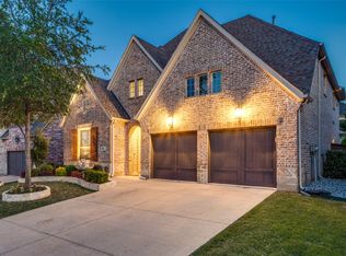 321 Park Hill Ln, Grapevine, TX 76051