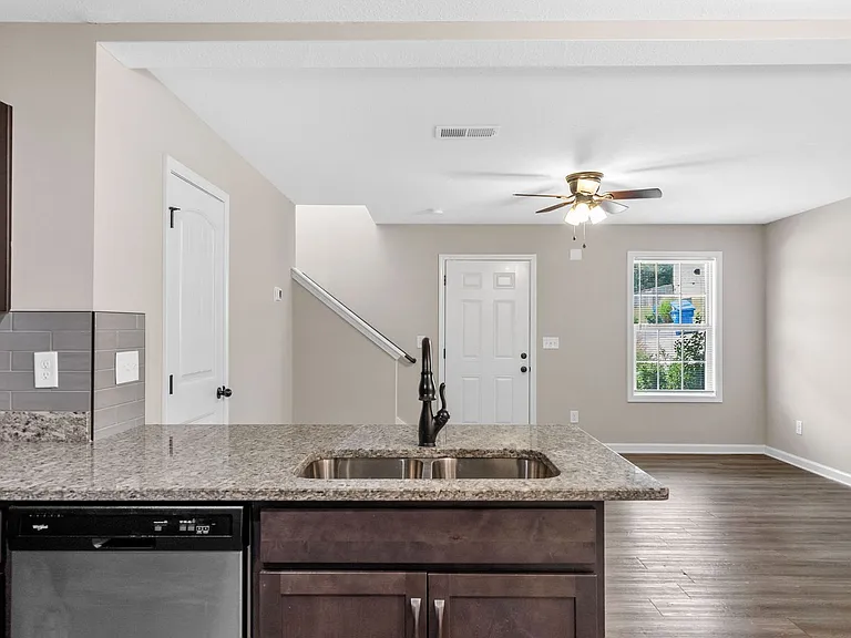 Glenstone Springs Dr - 432 — Photo 10
