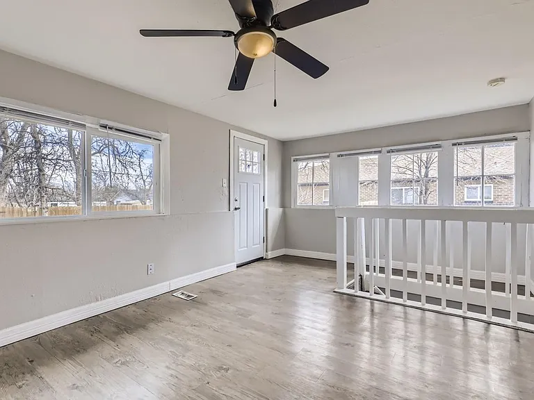 1446 N Valentia St — Photo 2