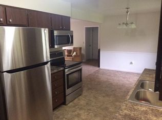 88 E Clark St, Grant, MI 49327