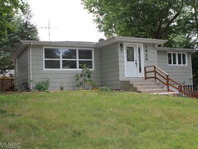 1620 Greg Rd, Stevensville, MI, 49127