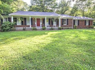 1212 Mount Holly Rd, Fairdale, KY 40118