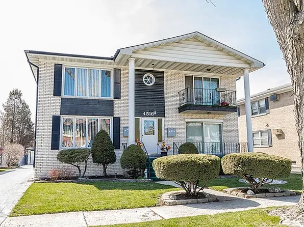 4516 Park Ave #1S, Brookfield, IL 60513