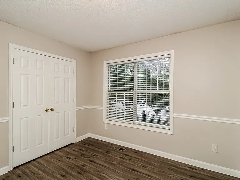 28 Fernwick Ct — Photo 13