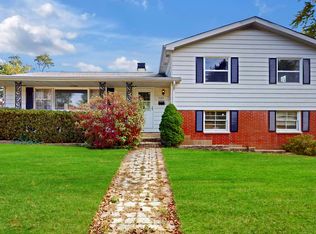 3211 Rugby Ct, Waukegan, IL 60087