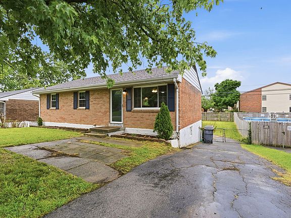 4th image of 1429 Dale Dr