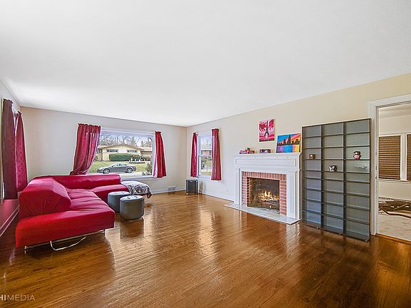 3rd image of 2818 Woodworth Pl