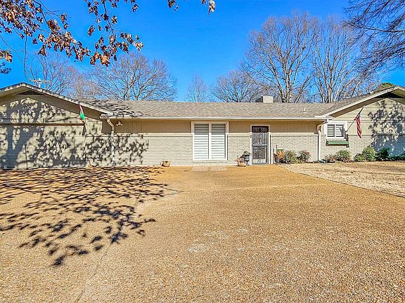 5th image of 1583 Brookside Dr
