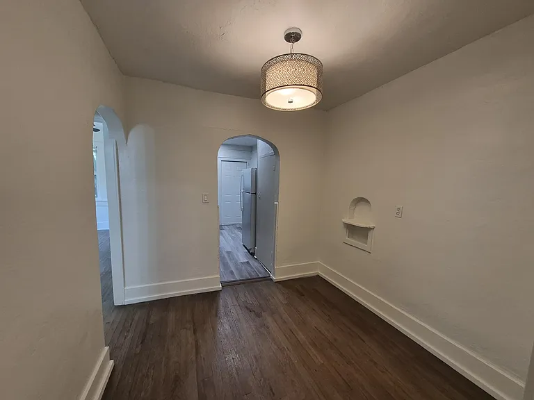 2327 NW 21st St — Photo 7