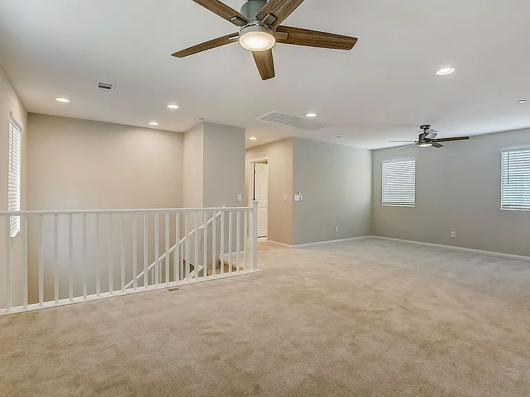 10643 Enridge Ave — Photo 26