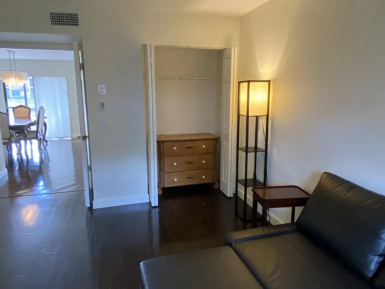 5621 Coach House Cir #D — Photo 19