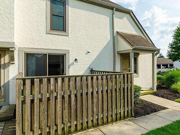 3rd image of 336 Saint Andrews Dr