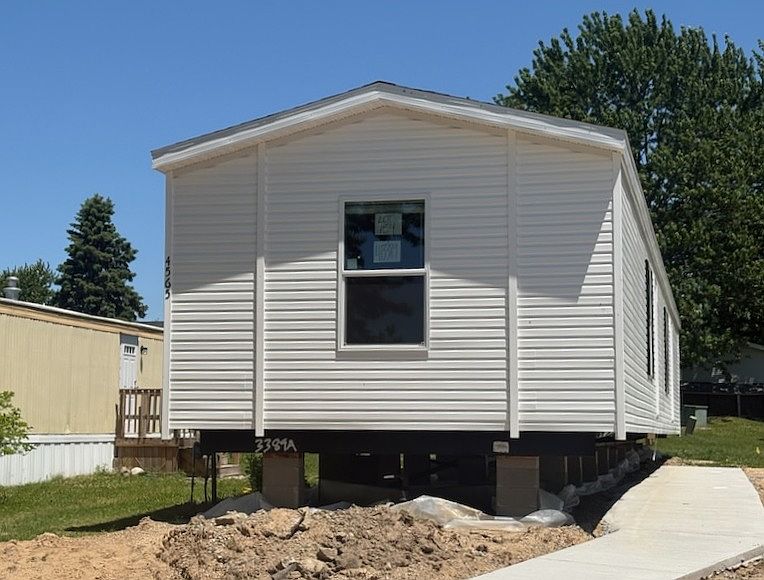 1st image of 4565 Shiwassee Dr NW #154