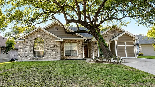 306 N Mount Rushmore Dr Photo 1 306 N Mount Rushmore Dr Photo 1