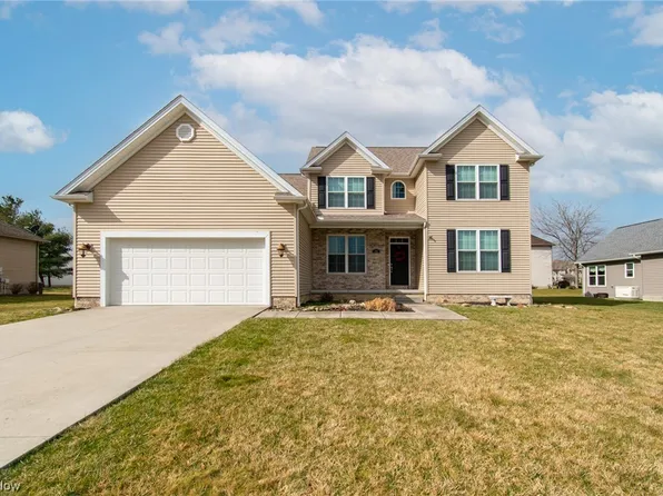 20 Woodland Run, Canfield, OH 44406