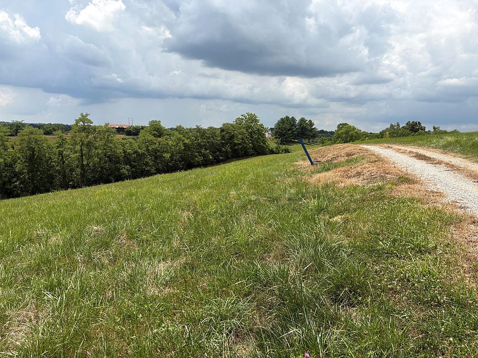 2nd image of 719 Bald Hill Rd