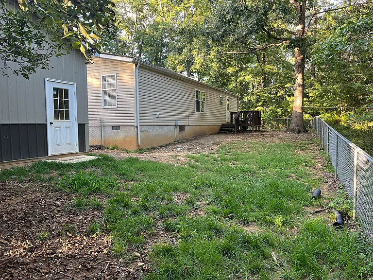 775 Riverbend Dr — Photo 4