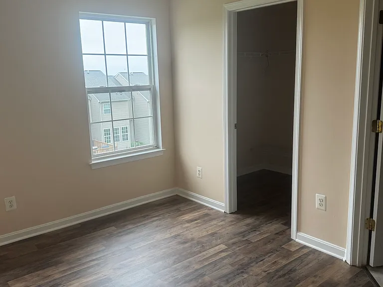 3587 Armory Ln — Photo 9