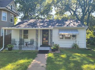 218 N Main St, Lindsborg, KS 67456