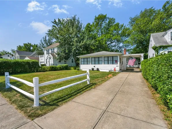 254 E 248th St, Euclid, OH 44123