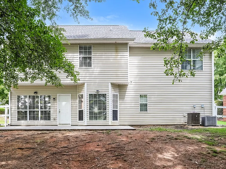 10038 Harmon Springs Dr — Photo 16