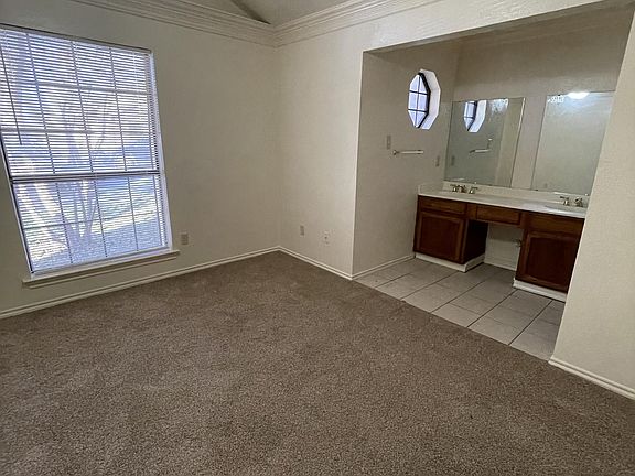 4th image of 7412 Rutgers Cir #A