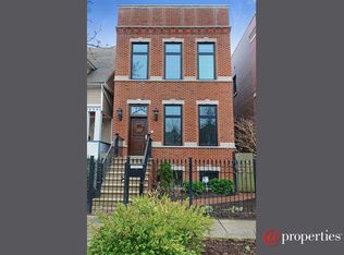 1917 W Nelson St, Chicago, IL 60657
