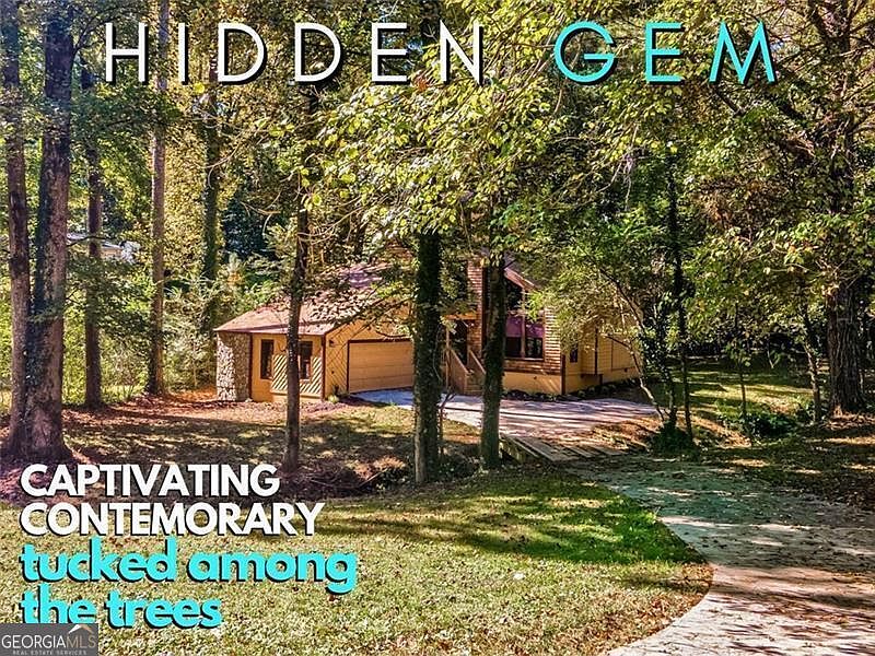1st image of 2915 Creek Park Dr