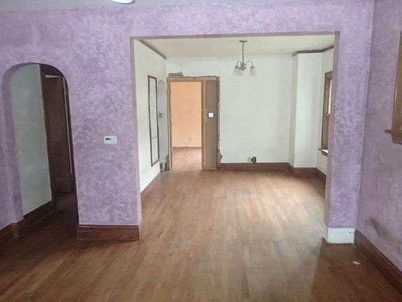 5th image of 1703 Prospect Ave