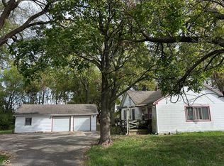 4784 S Columbus Rd, Shelbyville, IN 46176