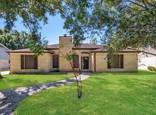 3815 Plum Hollow Dr, Houston, TX 77059