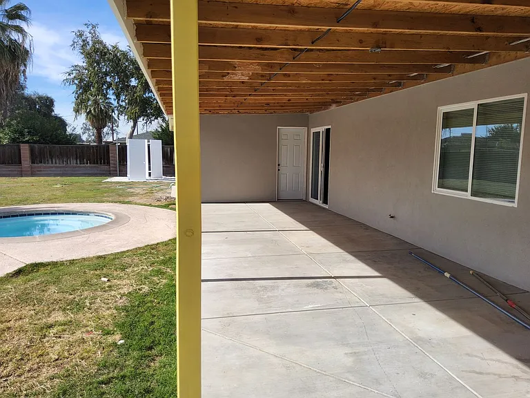2801 El Berrendo Ave — Photo 11