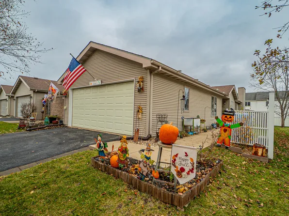 9605 Van Buren St, Crown Point, IN 46307