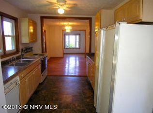 136 Ruffin Dr, Rural Retreat, VA 24368