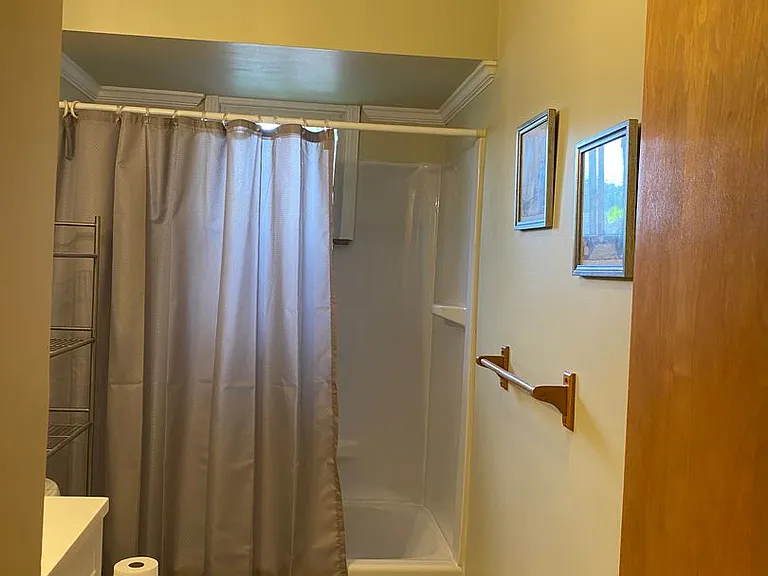 2600 Cleveland Ave — Photo 5