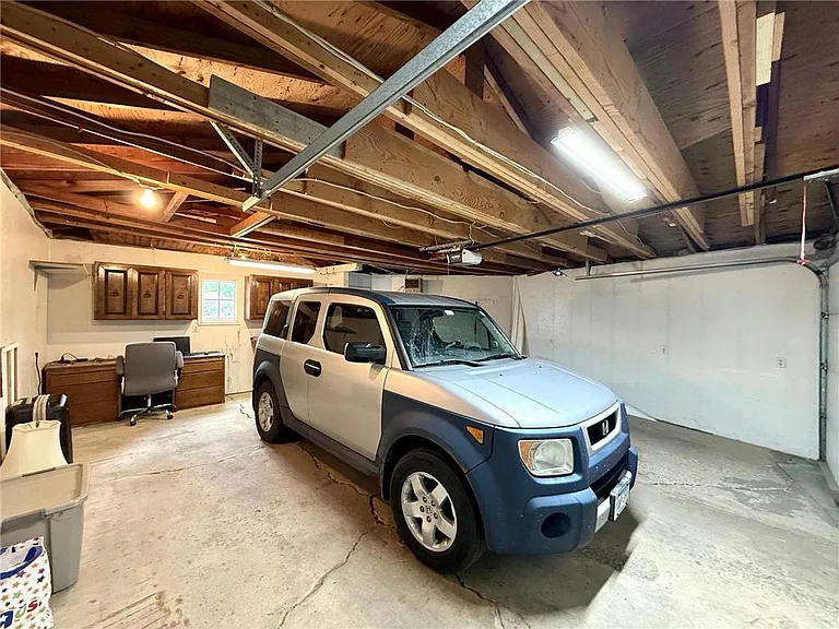 225 Sunrise Blvd — Photo 37
