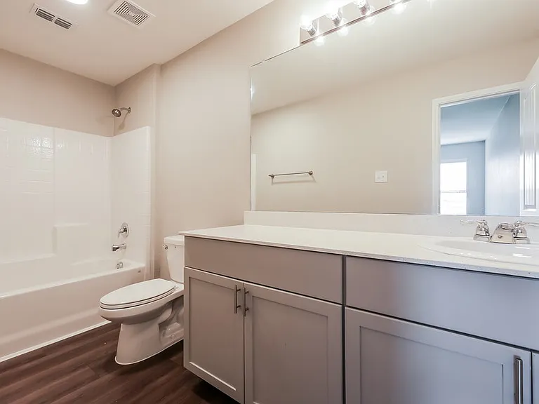 1124 Skyline Dr — Photo 11