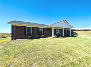 7523 Bloomfield Rd, Springfield, KY 40069