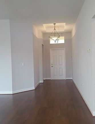 2nd image of 11000 NW 73rd St