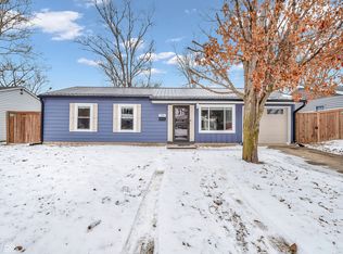 930 Edgewood Dr, Mooresville, IN