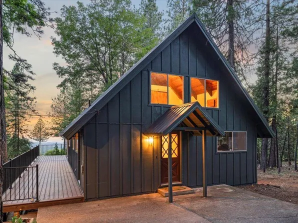 12336 Comet Ln, Grass Valley, CA 95945