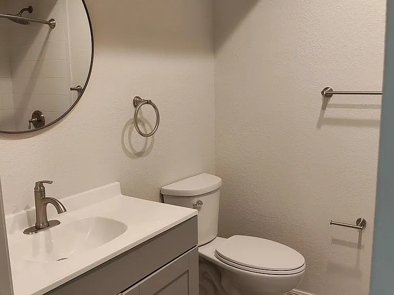 1129 Presque Isle Dr — Photo 14
